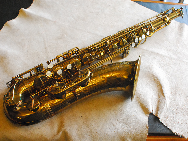 A.SELMER MARK VI 6万番台 テナーサックスオリジナルラッカー